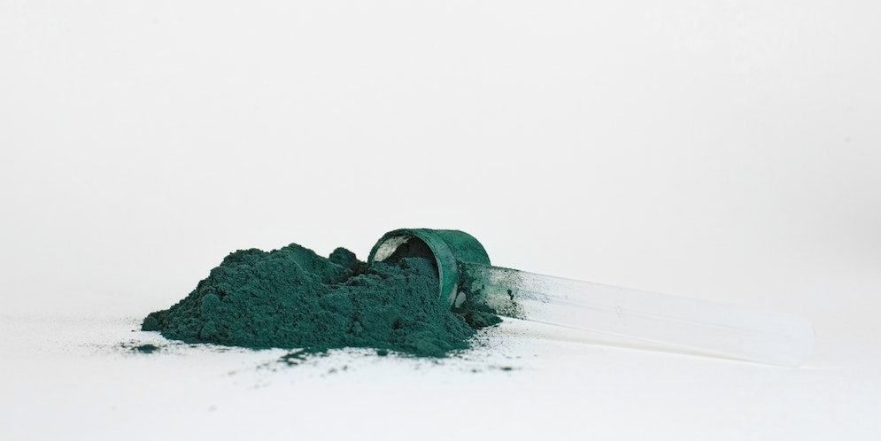 Alga Spirulina: Benefici, Proprietà e Controindicazioni