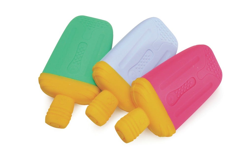 Gioco rinfrescante sil ghiacci