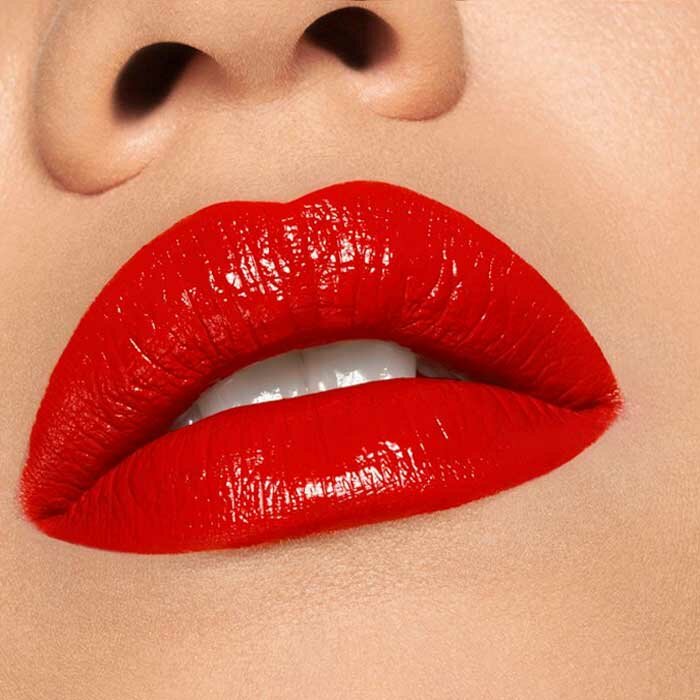 Pupa Vamp! Rossetto Trattamento Volumizzante 304 Red Flame 3,5g